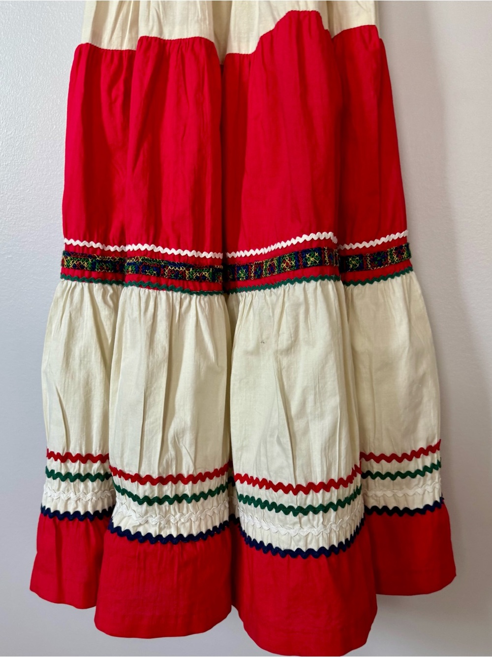 Vintage Homemade 1950’s-1960’s  Red and Cream Tiered Sleeveless Fiesta Dress - Picture 6 of 8